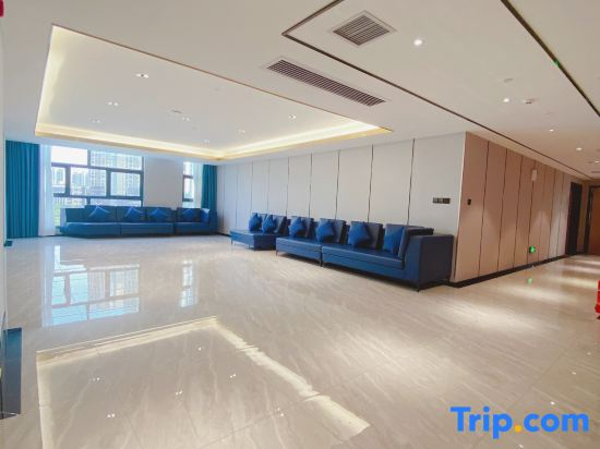 Yulaicheng Xinghe Hotel (BaiSe Mengzhidao · Sports Center Branch)