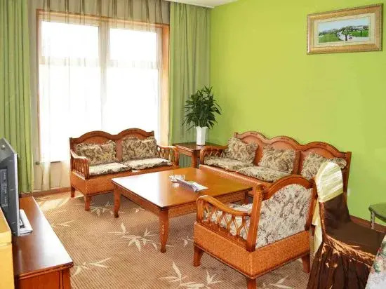 Ming Lake International Hot Spring Ski Resort Hotel
