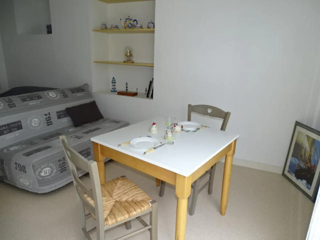 Studio 100 m from one of the most beautiful beaches of Finistere, Audierne