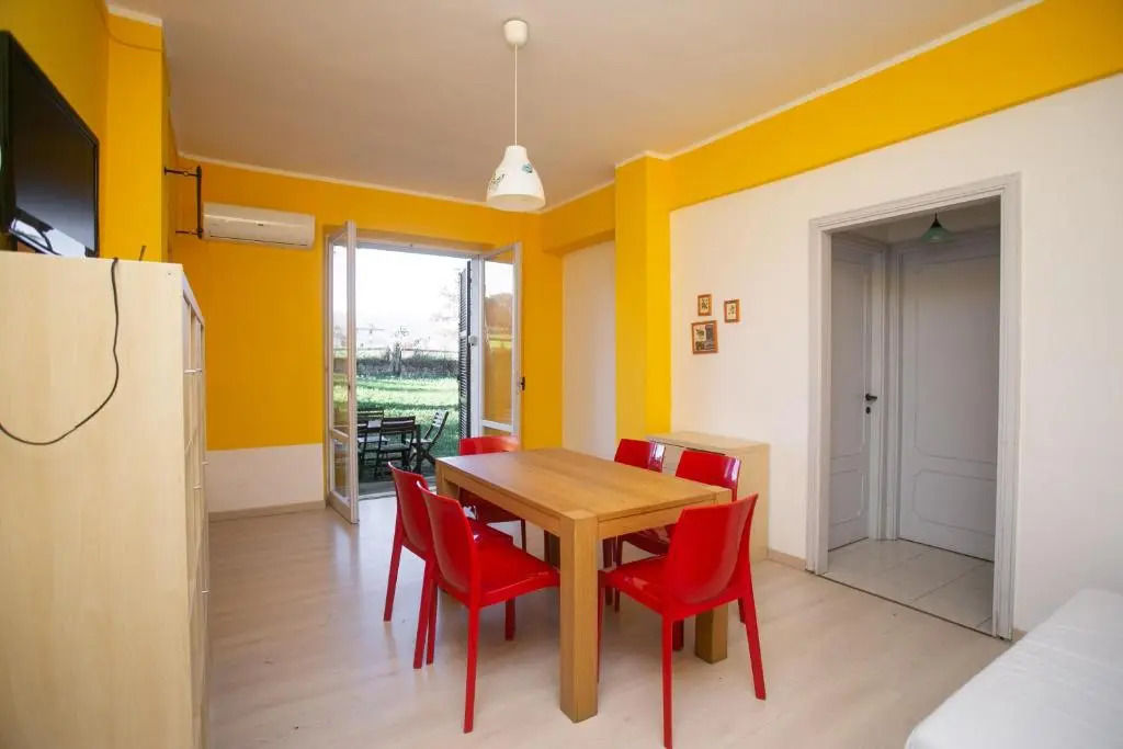 M88 - Marcelli, quadrilocale con giardino a 100mt dal mare