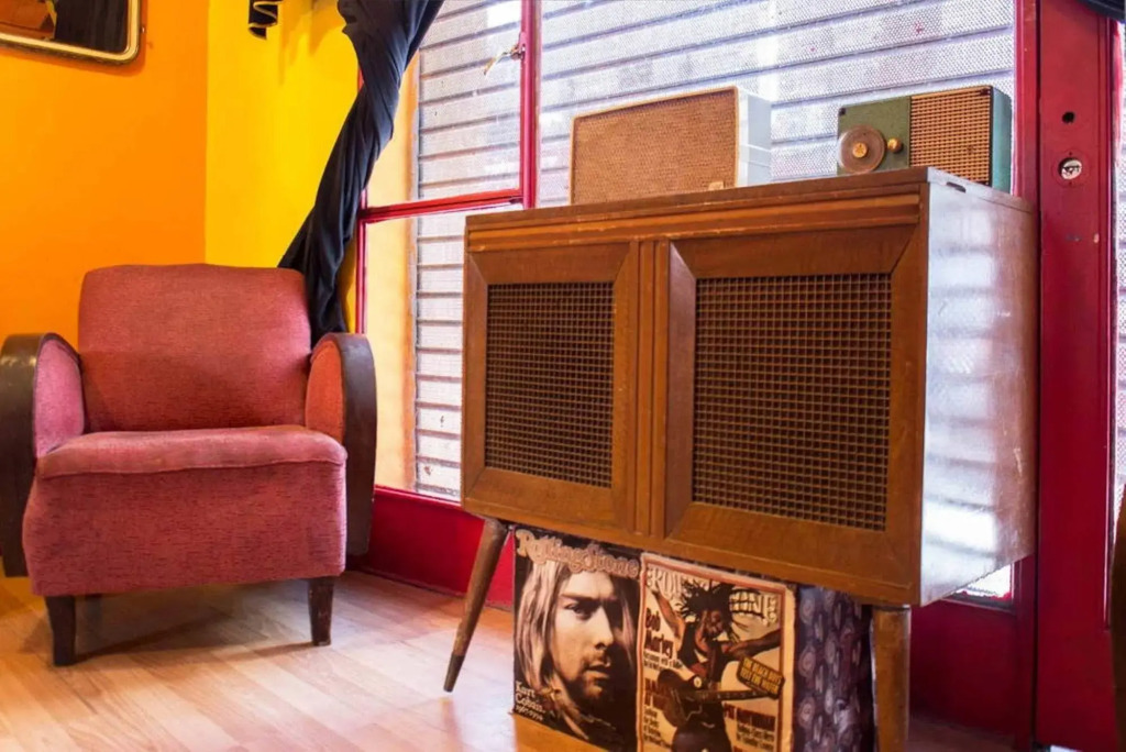 Play Hostel Soho
