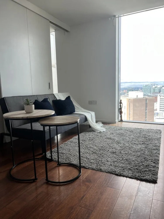 Captivating 1-bed Apartment in Birmingham Centre