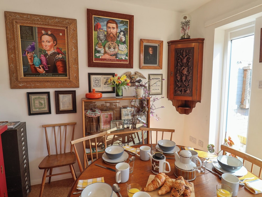 The Orchard Close Art House