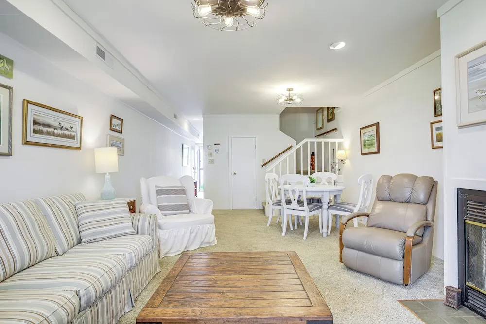 2 Mi to Beach: Gem w/ Enclosed Patio in Selbyville