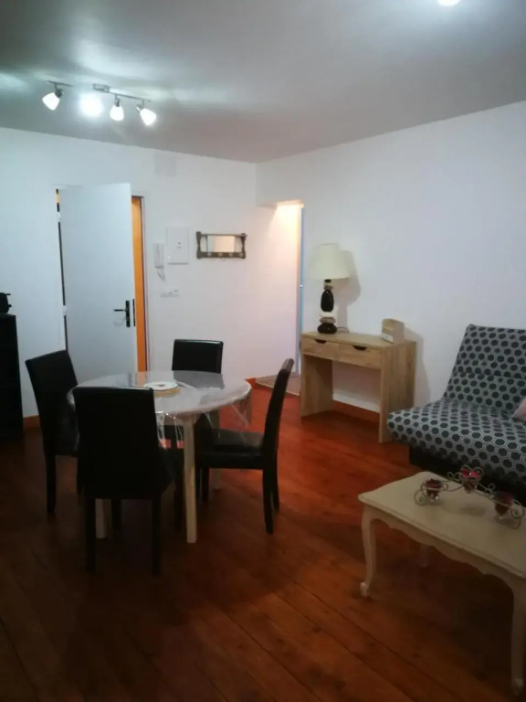 beau T2 lumineux 1er etage