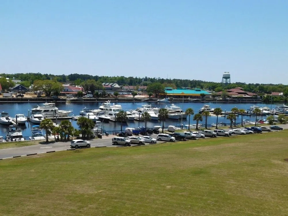 Yacht Clubs #1-503 - 3 Br Condo
