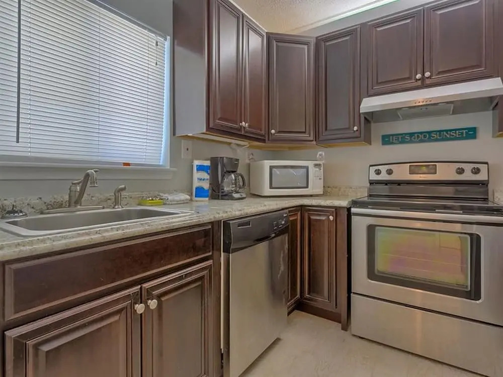 Gulf Village 214- Close to the Hangout beachfront