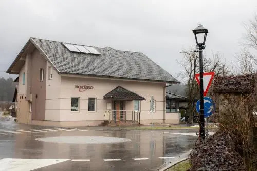 Rooms Hrpelje