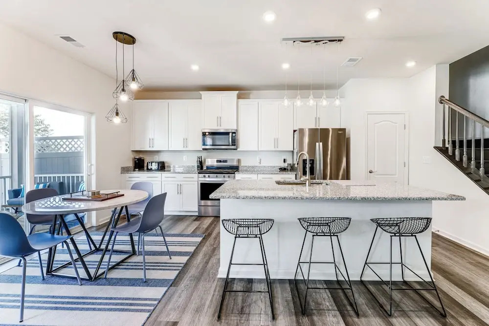 5 Mi to Bethany Beach: Resort-style Gem w/ Pools!