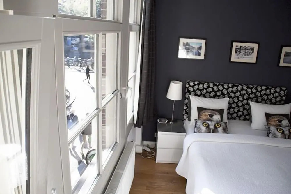 Velvetamsterdam