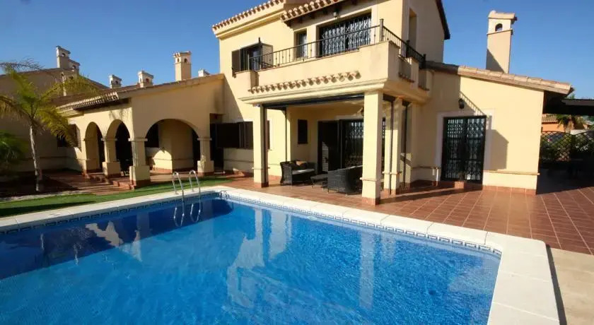 Hacienda Golf Properties - Canada DLA001