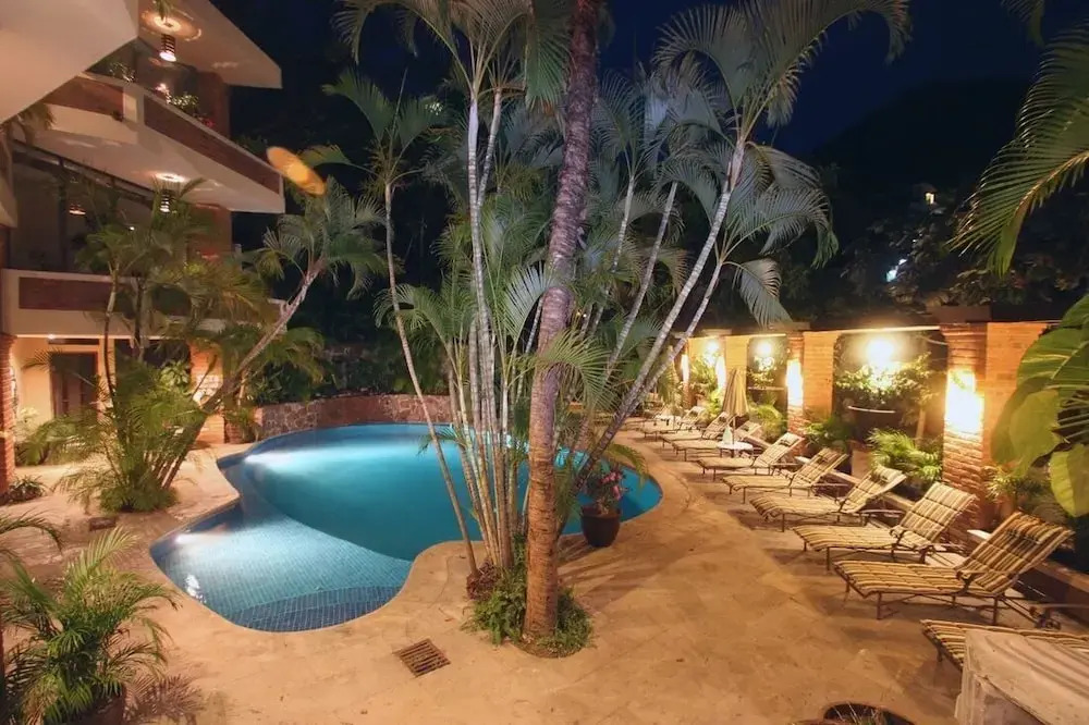 Villa Las Palmeras Gay Hotel