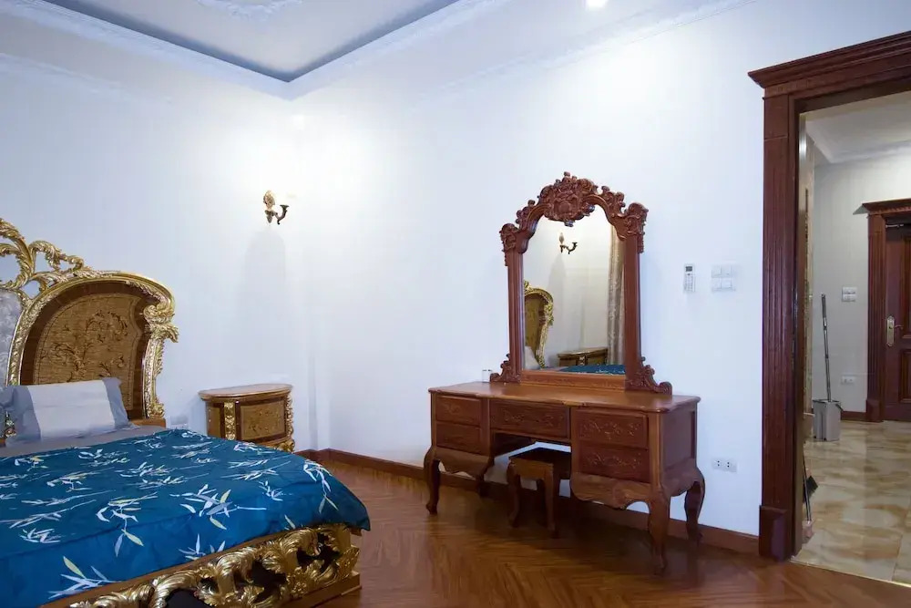 Van Loi Home
