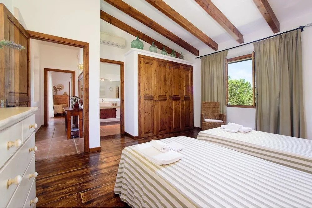 Villa Pepi by Vintage Travel