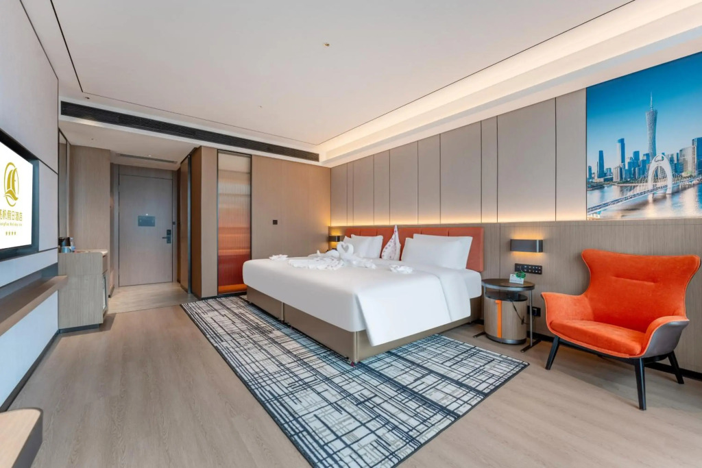 Liang Fan Holiday Inn