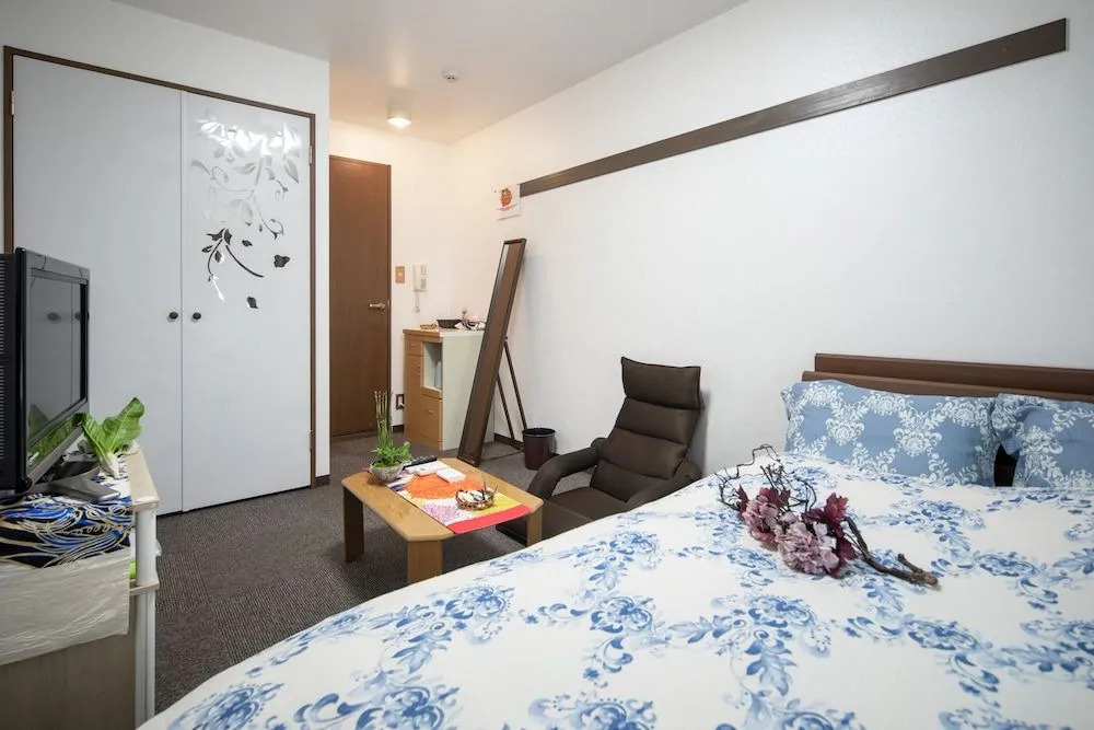 Tatsuya house 202