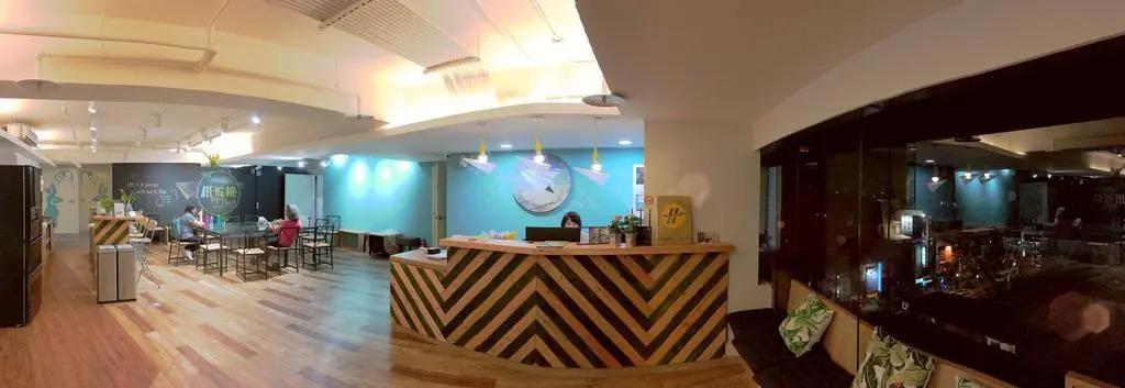 Paper Plane Hostel