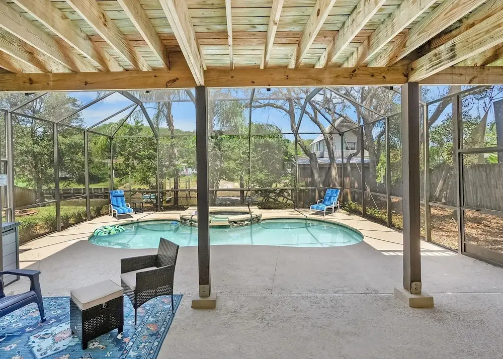 Pool Hot Tub Dock Walk to Beach Beach Gear