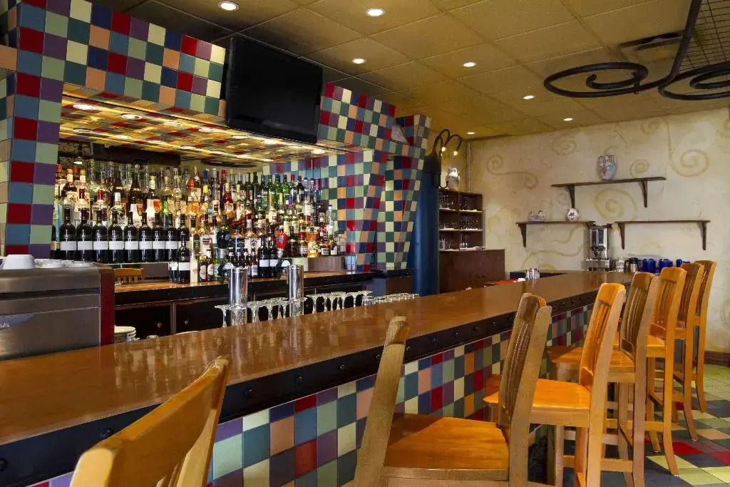 Travelodge Hotel by Wyndham Montreal Airport