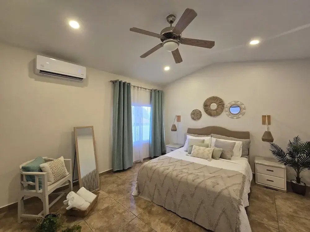 Rooi Santo Residence