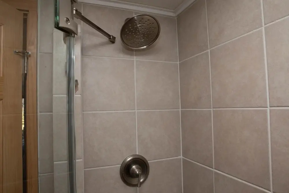 1622 Quicksilver 2 Bedroom Townhouse by RedAwning