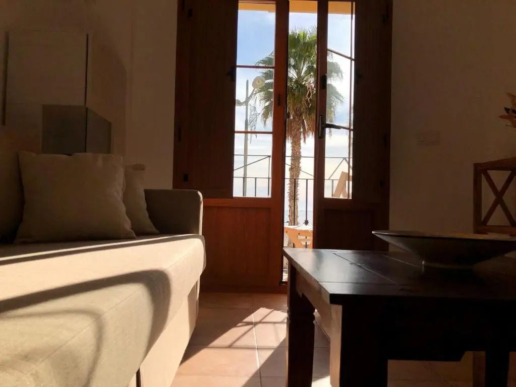 AR27-2 Apartamento en primera línea del mar