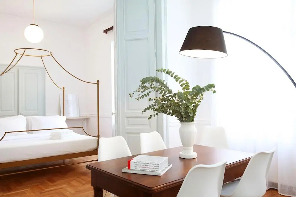 Live in Athens, THISEIO Historic House