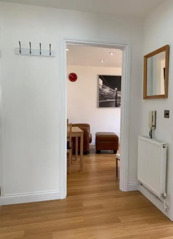 London Retreat at Hindsley's Place