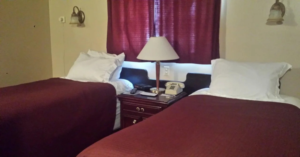 Beluga Lake Lodge