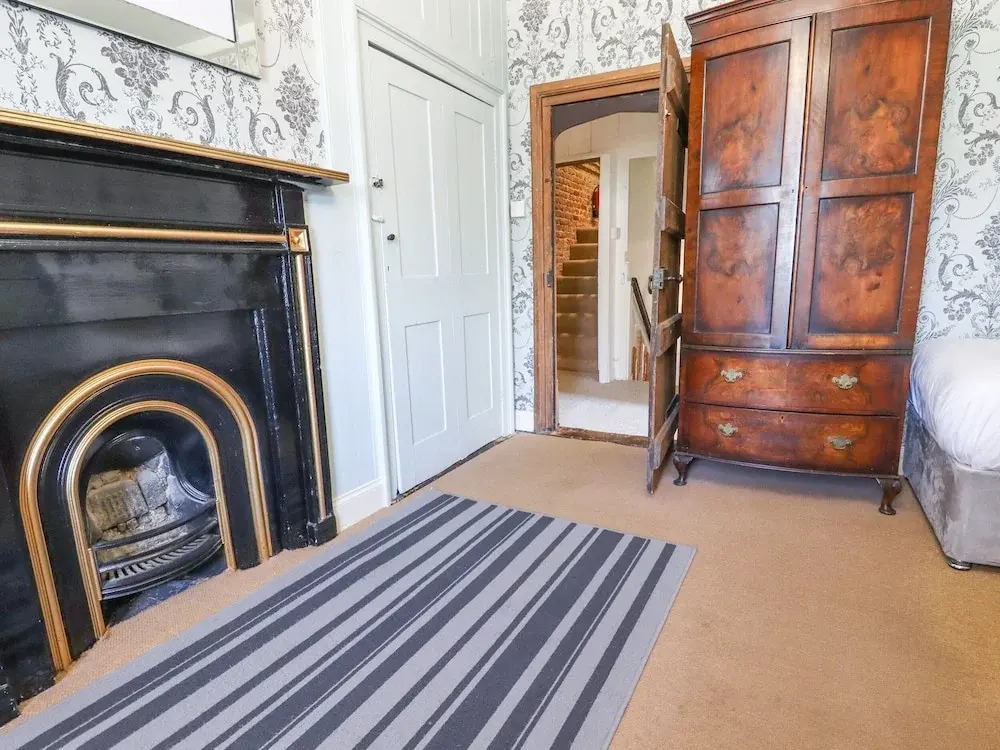 Solton Manor