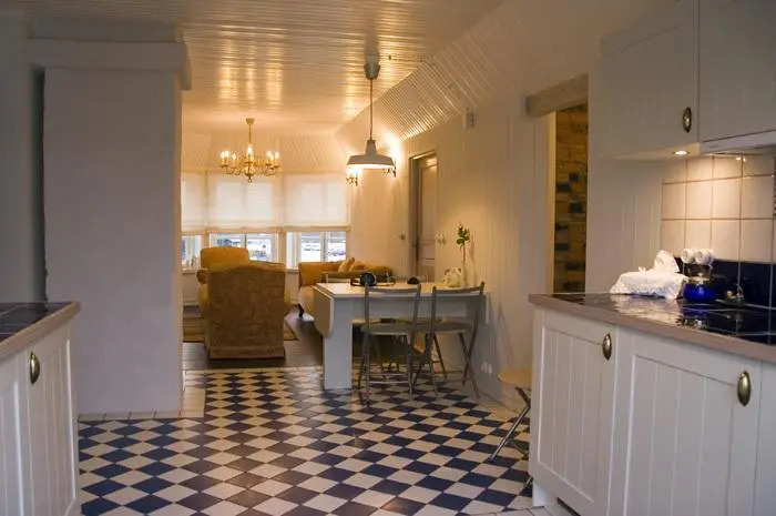 Roose City House