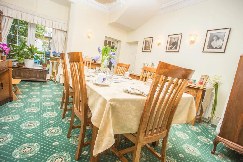 Park Lodge Guest House