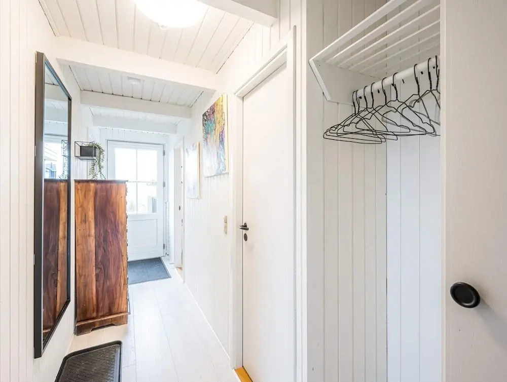 6 person holiday home in Hvide Sande