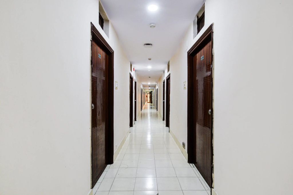 OYO 70256 Hotel Shyam
