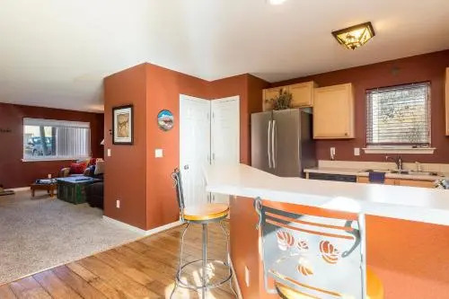 3473 Sunburst Ct - 3 Br Condo