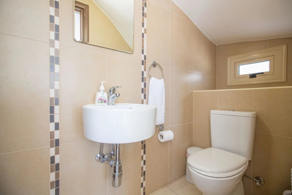 Cyprus Villa Palm 39 Gold