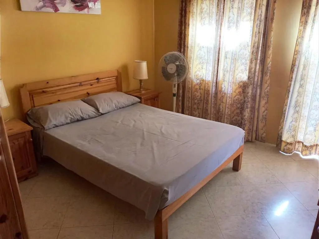 2 bedrooms appartement with sea view terrace and wifi at Iz Zebbug