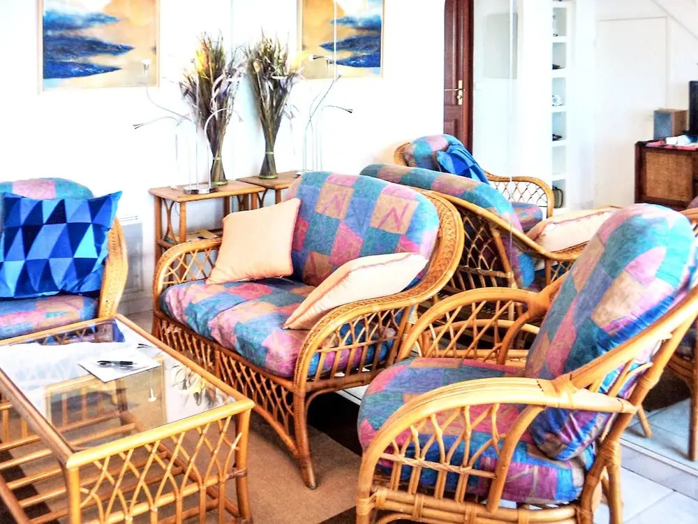 Apartment With 3 Bedrooms in St. Cyprien, With Wonderful sea View, Poo