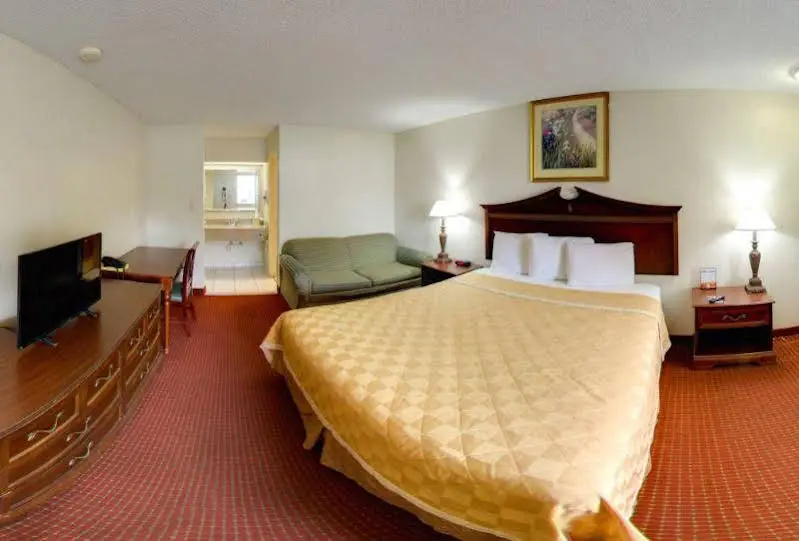 Econo Lodge Oyster Point