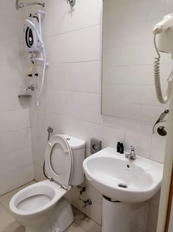 Tropical Hotel Kota Damansara