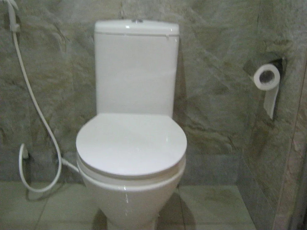 Aurora - Negombo Budget Hostel
