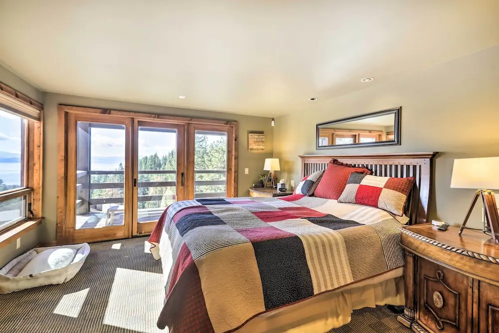 Incline Village Home w/ Hot Tub + Lake Views!