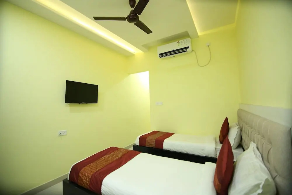 OYO 4154 Hotel Pearl