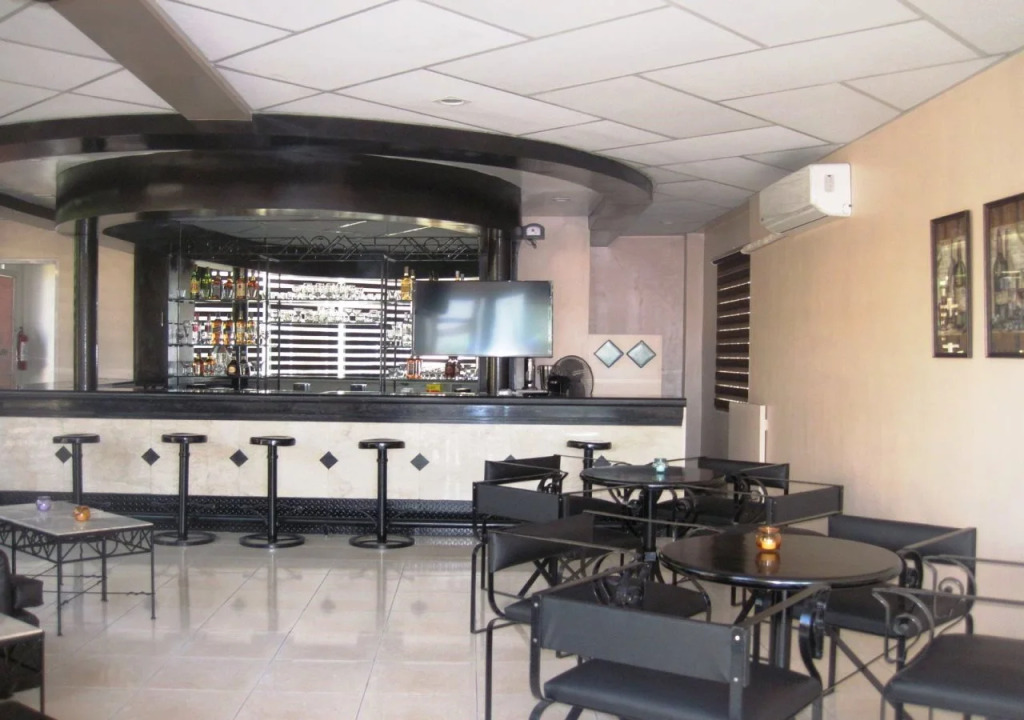 Alicia Hotel & Restaurant