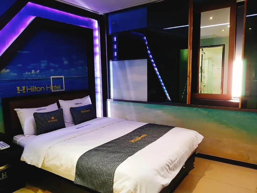 Hilton Motel