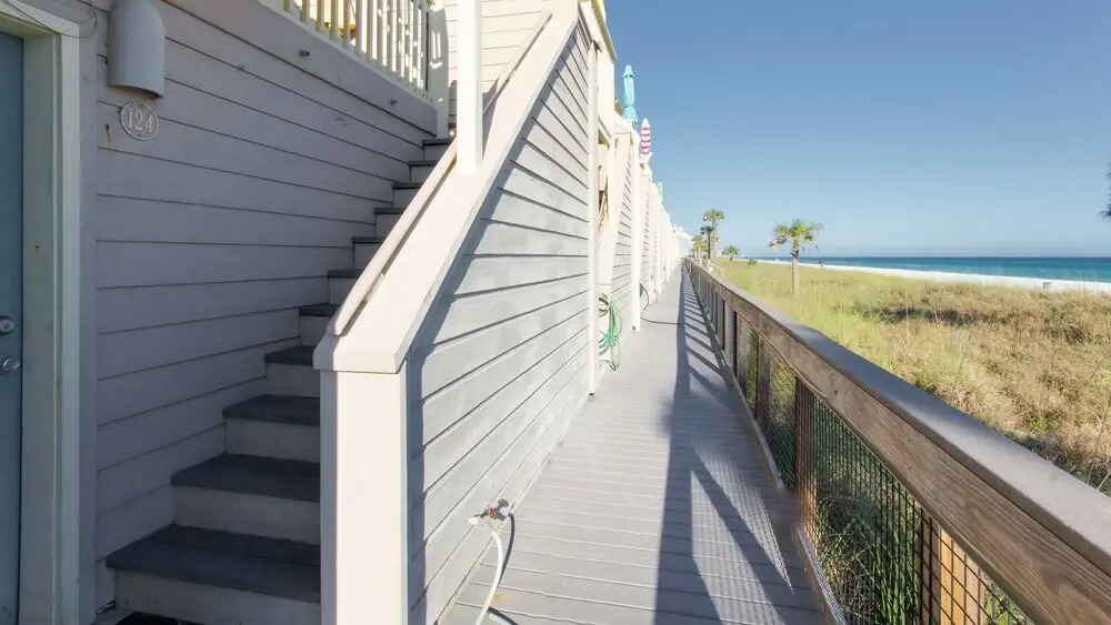 Put Some Vitamin Sea in Your Vacation! Gulf Front Town Home - Quiet West End