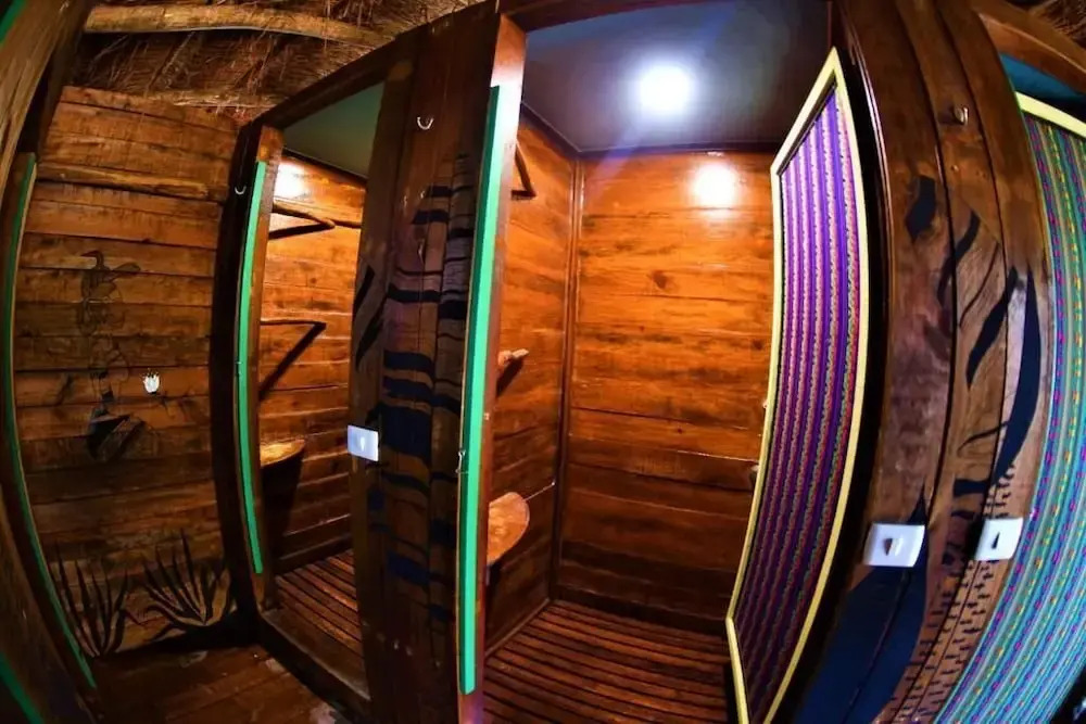 Kin Hostal and Camping