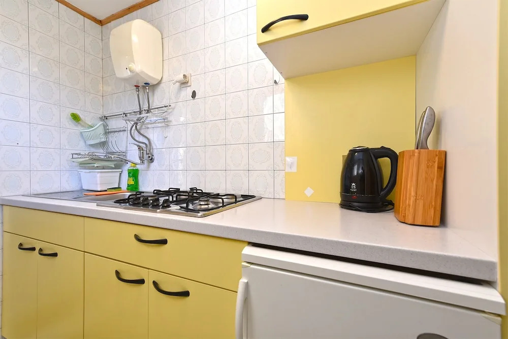 Apartment 1410