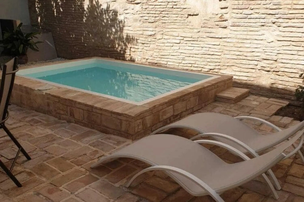 Charming Holiday Home in Fuentes de Andalucía With Pool