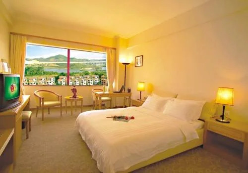 Golden Lake Guang Dong Hotel